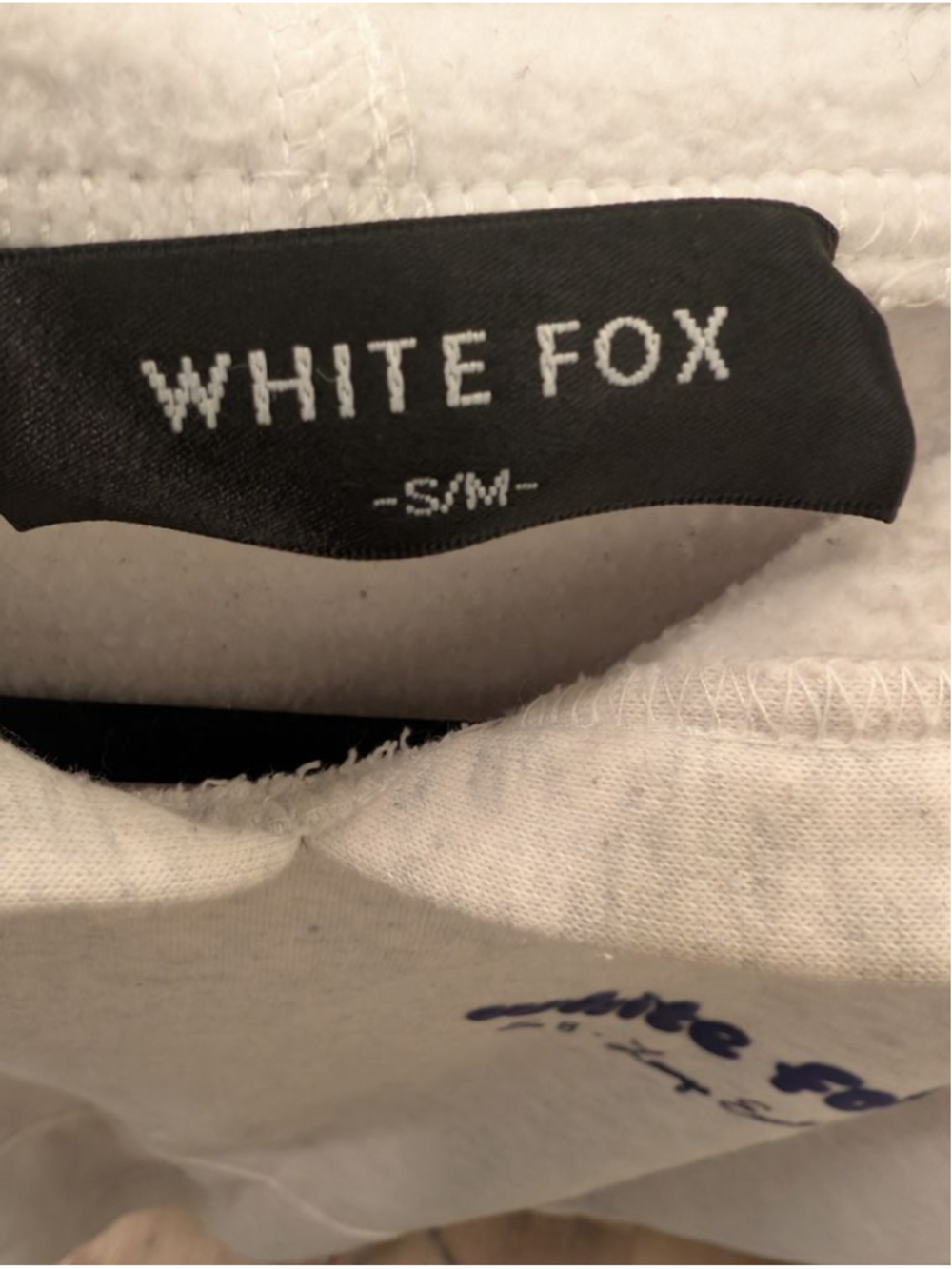 White Fox Gray Blue Lounge Essentials Era 8 Oversized Hoodie Galaxy S *Flawed* - Picture 8 of 9